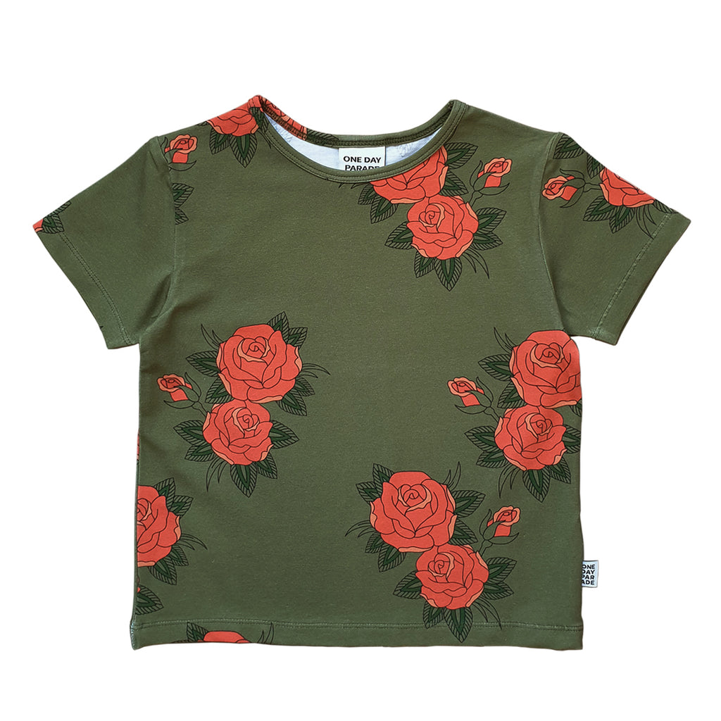green roses - t-shirt